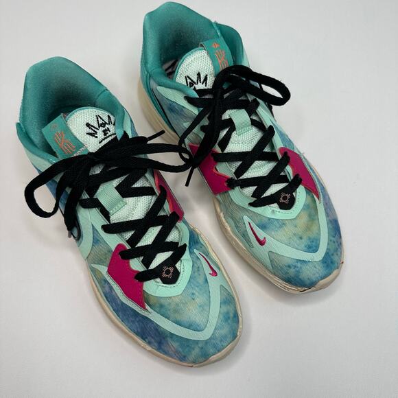 Nike Kyrie 5 Low Community Mens Size 8.5 Blue Basketball Athletic Shoes Sneakers - Picture 1 of 12